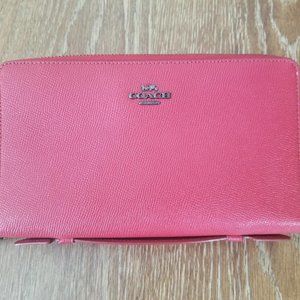 Coach Double Zipper Travel Wallet
